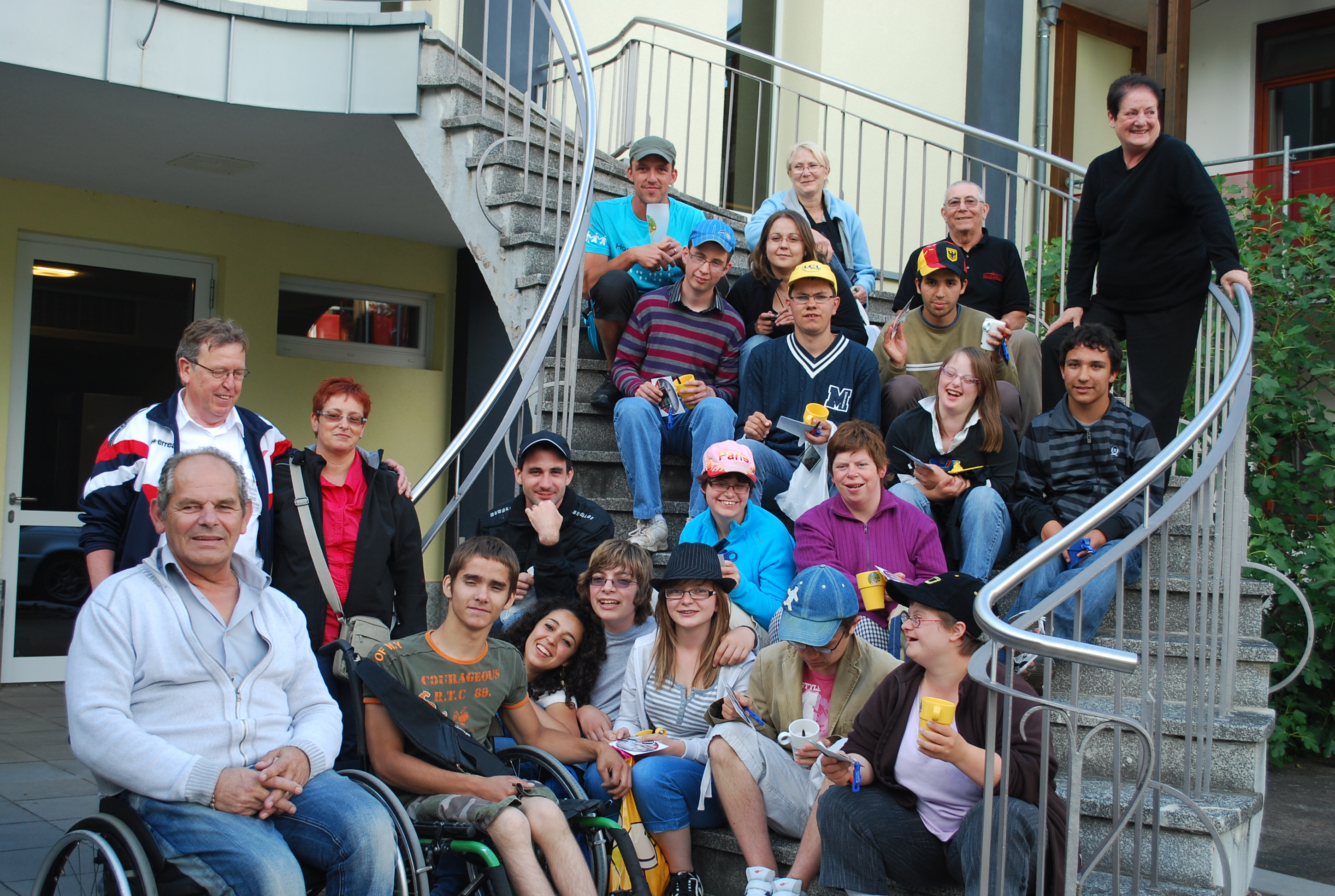 Handisport-Treffen und interkulturelles Lernen für 35 behinderte Jugendliche